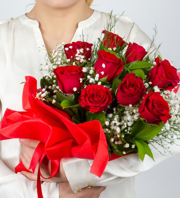 9 adet kırmızı gül buketi